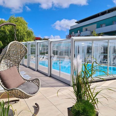 Ośrodek Sea Star Premium Hotel Sarbinowo Bagian luar foto