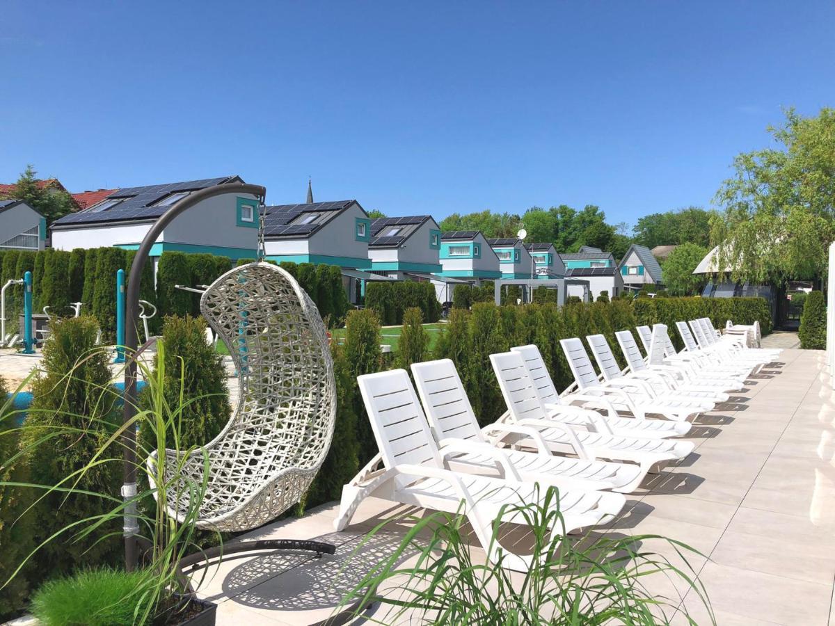 Ośrodek Sea Star Premium Hotel Sarbinowo Bagian luar foto