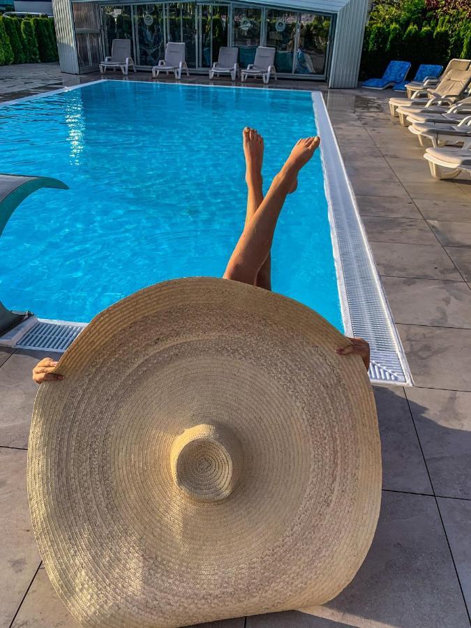 Ośrodek Sea Star Premium Hotel Sarbinowo Bagian luar foto